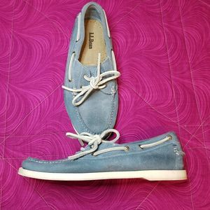 L.L. Bean blue leather shoes size 7